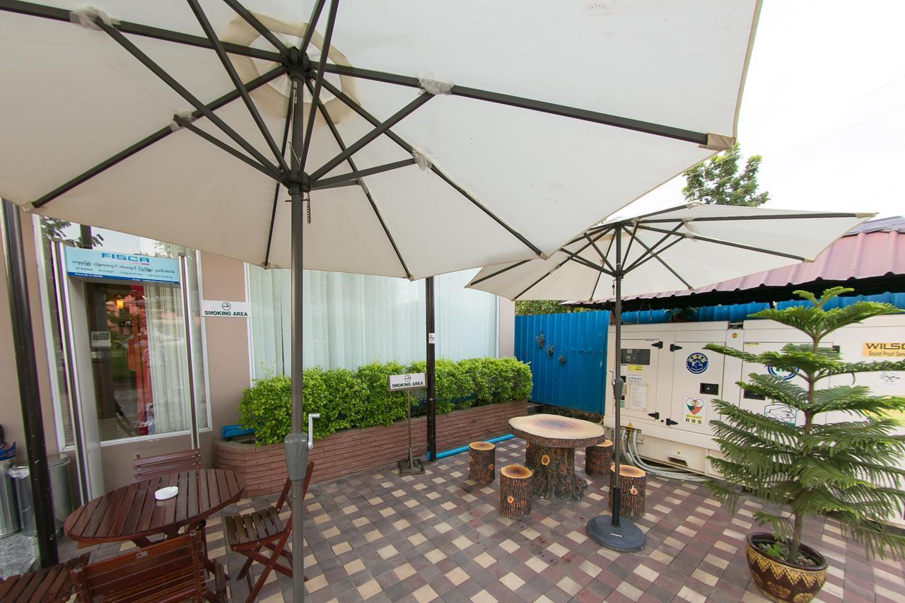 Hotel Mindhama Янгон Екстериор снимка