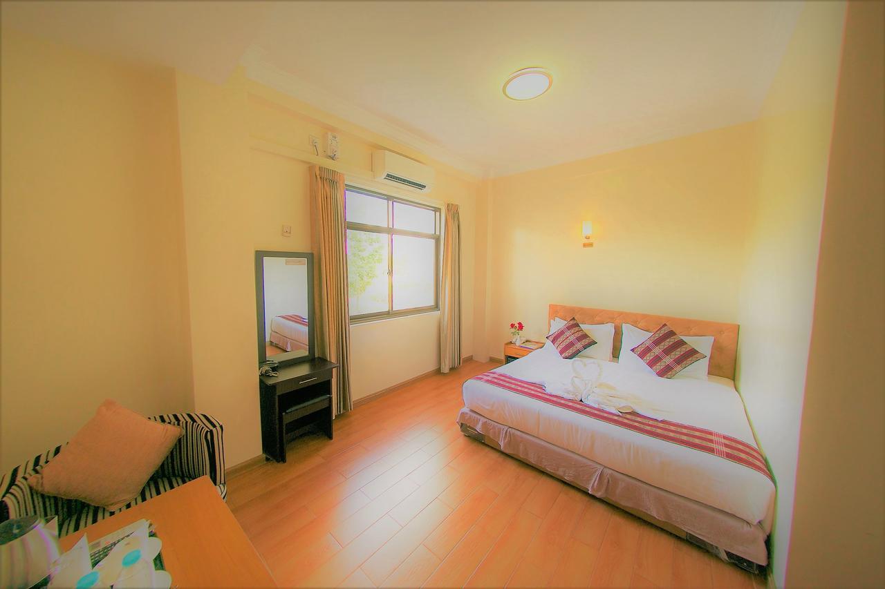 Hotel Mindhama Янгон Екстериор снимка